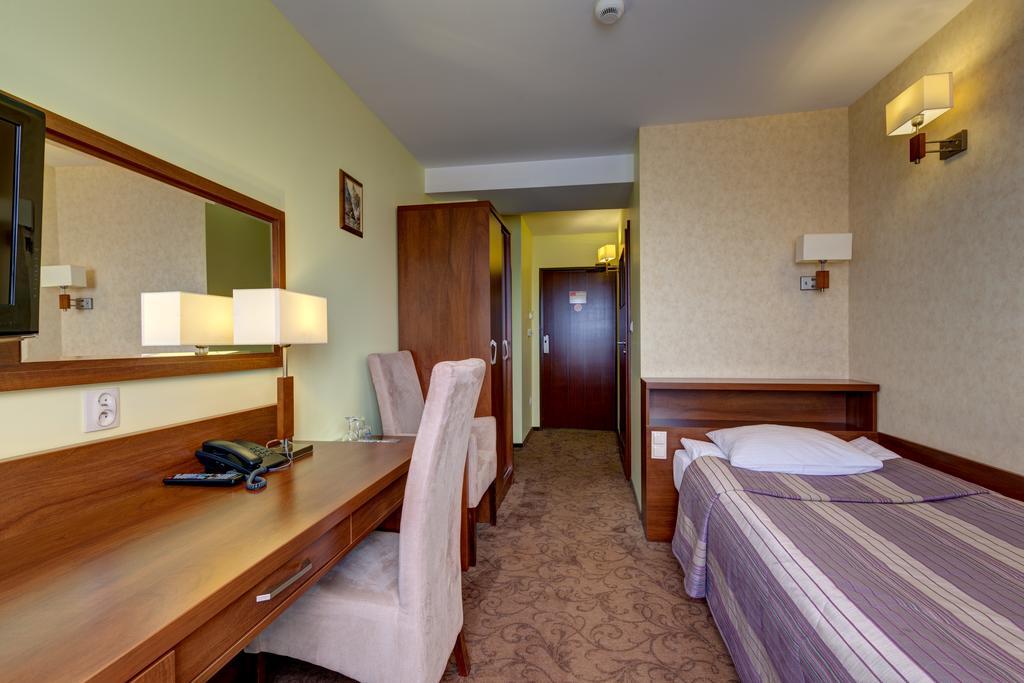 Hotel Beskid Nowy Sacz Room photo